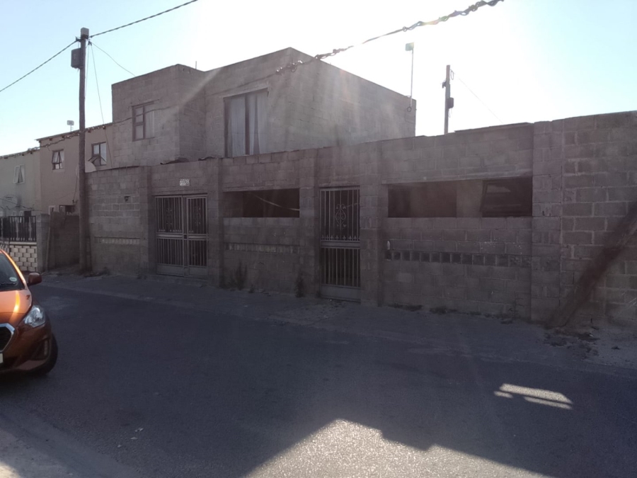 5 Bedroom Property for Sale in Delft Western Cape